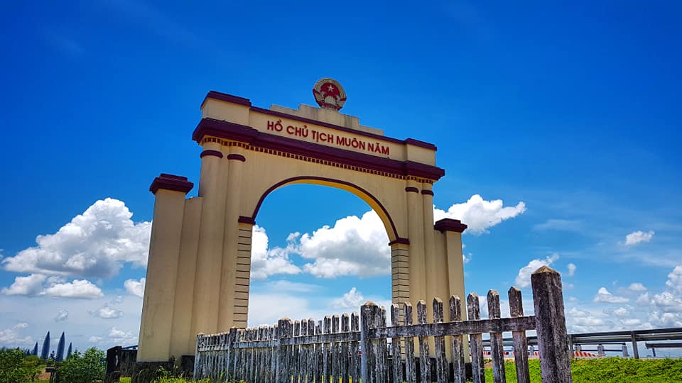 Dong Ha DMZ Vinh Moc tunnel Hue