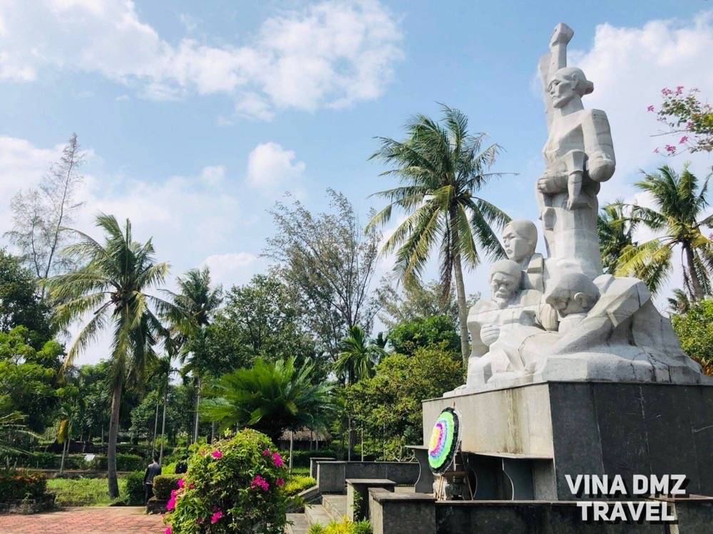 Son My memorial My Lai massacre